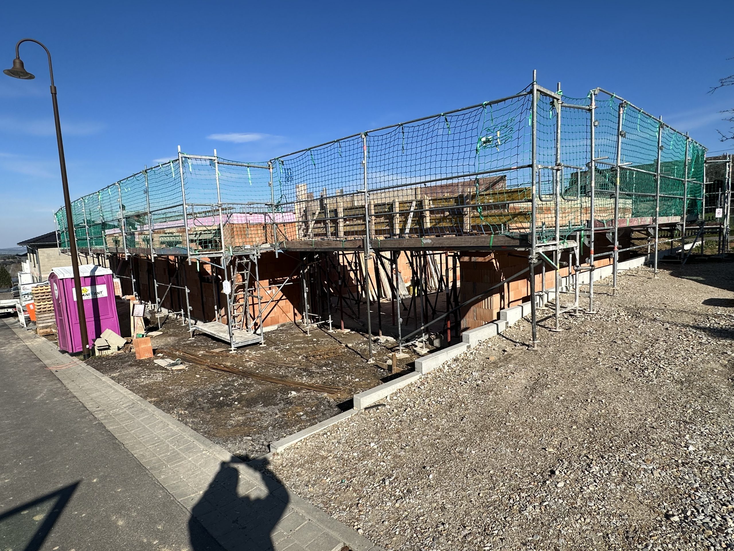 Gerüst Mehrfamilienhaus